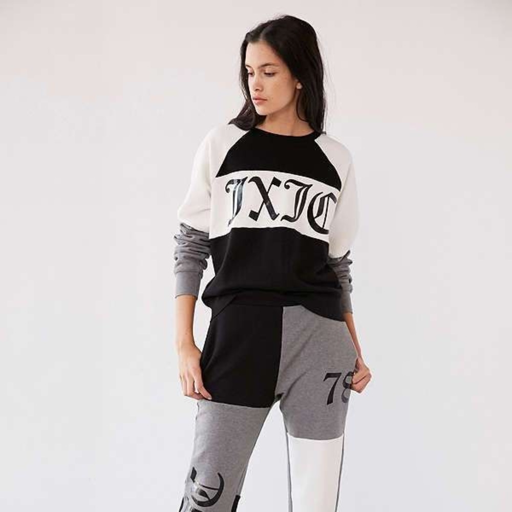 JUICY COUTURE FOR UO COLOR BLOCK CREW NECK